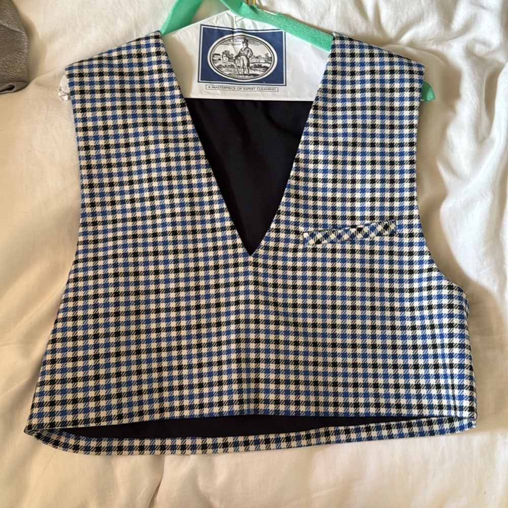 Zara cropped herringbone Vest size Small blue and black checkered vest